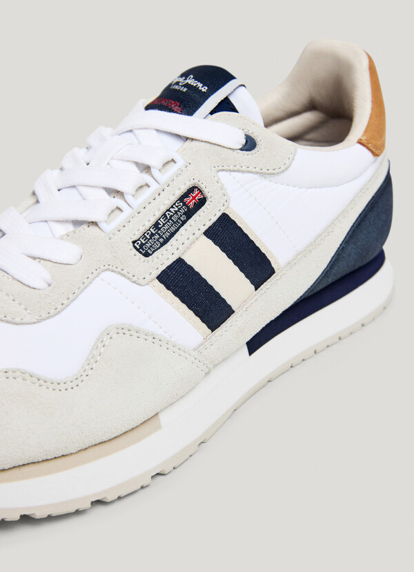 Combined running trainers