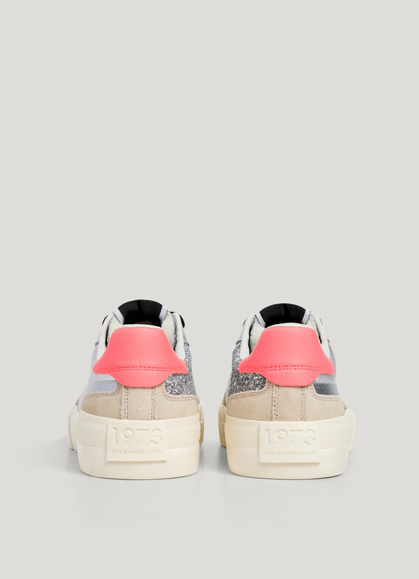 METALLIC TRAINERS WITH GLITTER DETAILS