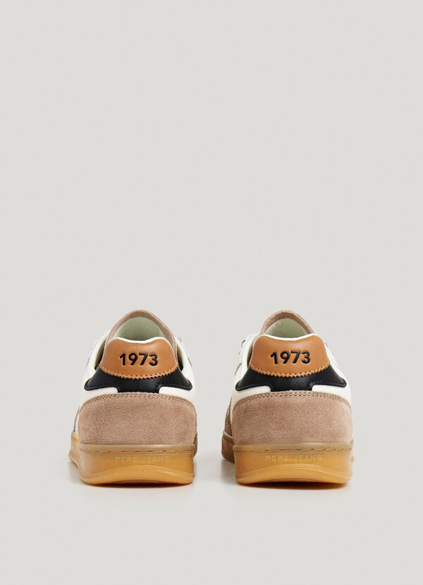 LEATHER TRAINERS WITH STUDS - BALL