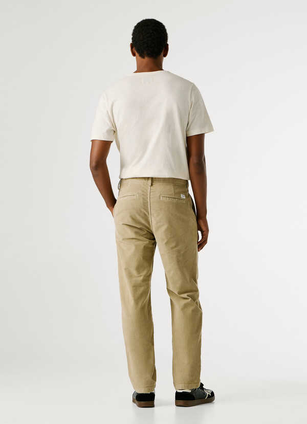 REGULAR FIT CHINO TROUSERS