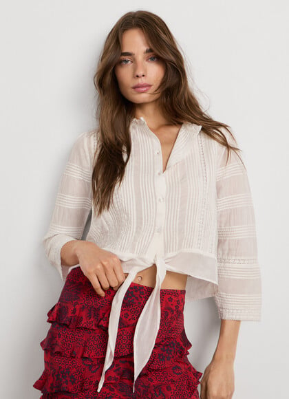 FLUID BLOUSE WITH PLEATS