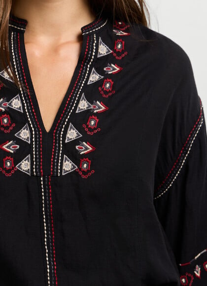 FLUID BLOUSE WITH ETHNIC EMBROIDERY
