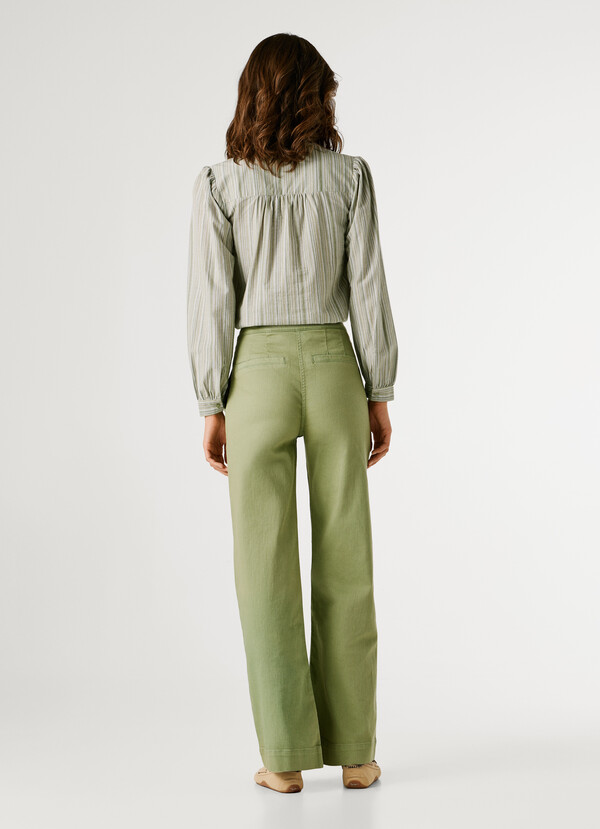 WIDE TROUSERS WITH FRONT BUTTONS