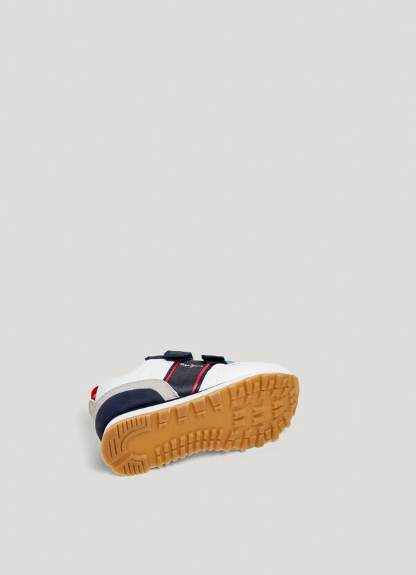 RUNNING TRAINERS WITH VELCRO CLOSURE