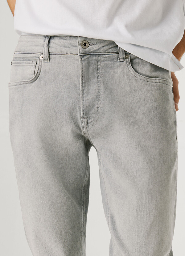 TAPER FIT MID-RISE JEANS - STANLEY