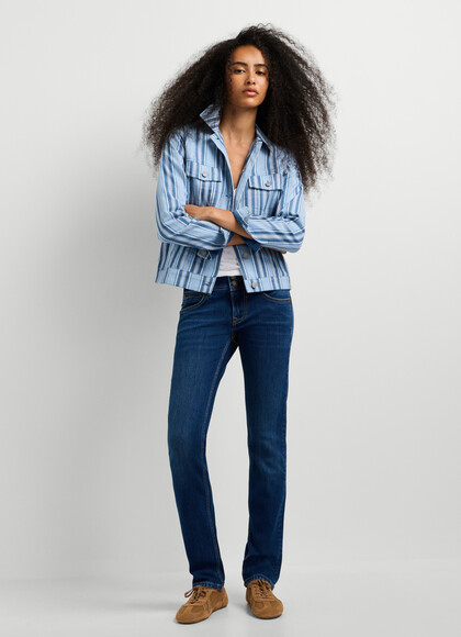 LOW-RISE SLIM FIT JEANS - VENUS