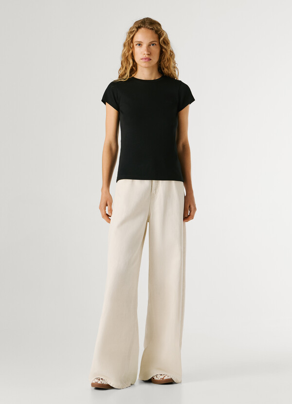 RIBBED EMBROIDERED LOGO T-SHIRT