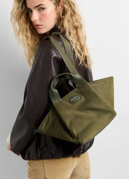 ZIP CLOSURE SHOPPER BAG
