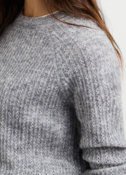 CREW NECK KNIT JUMPER
