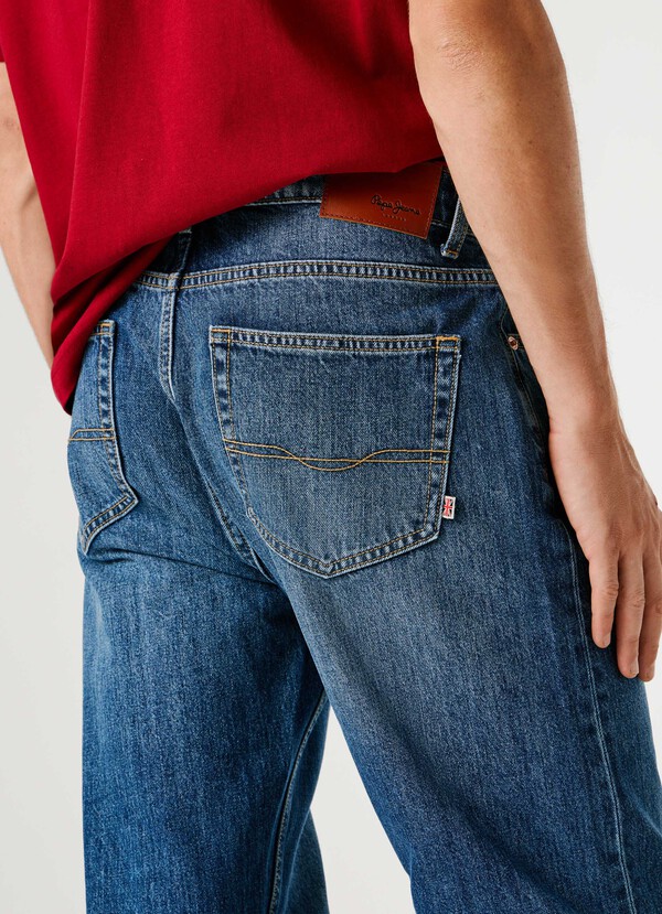 RELAXED FIT MID-RISE JEANS - BEXLEY