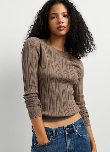 CREW NECK RIBBED JUMPER