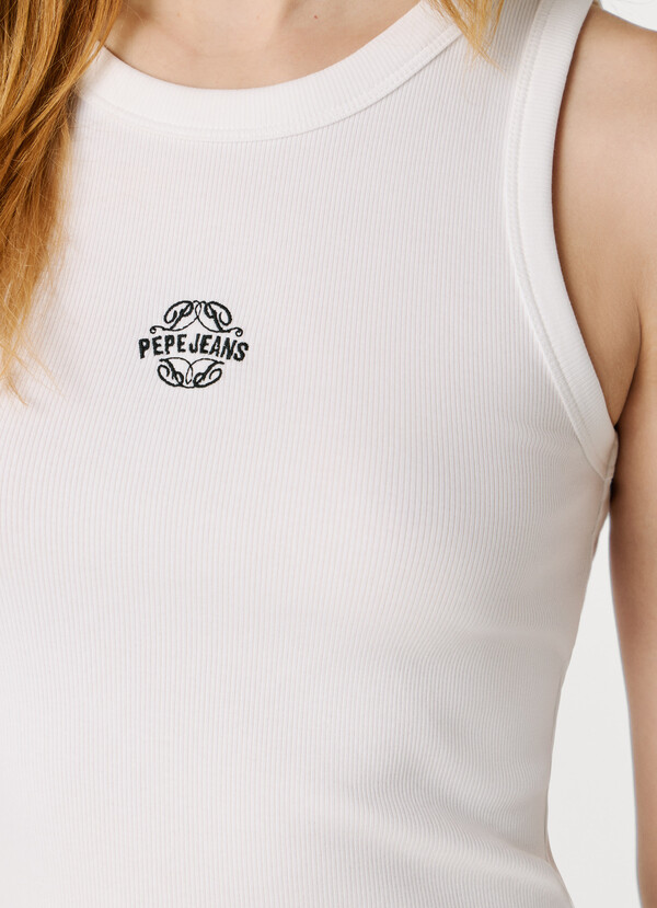SLEEVELESS RIBBED TOP
