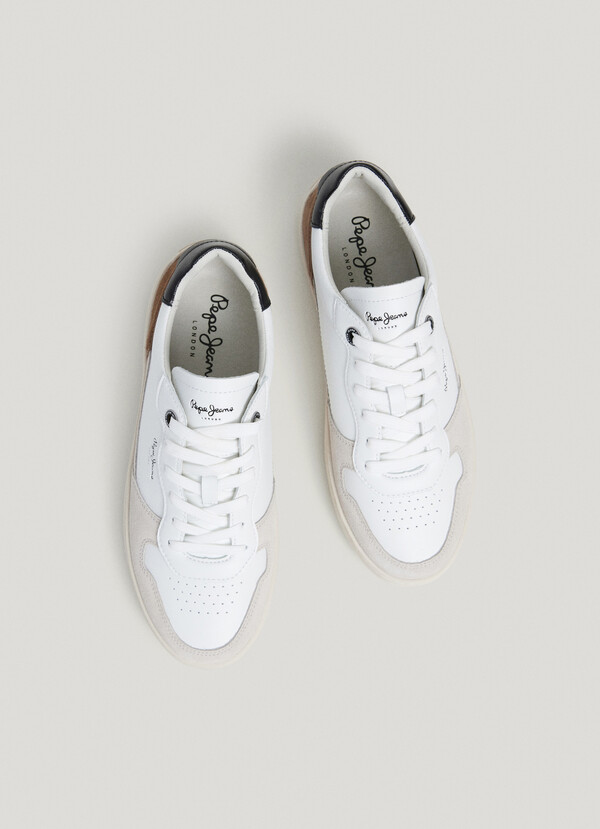 SNEAKERS R&Eacute;TRO AVEC D&Eacute;TAILS EN DAIM