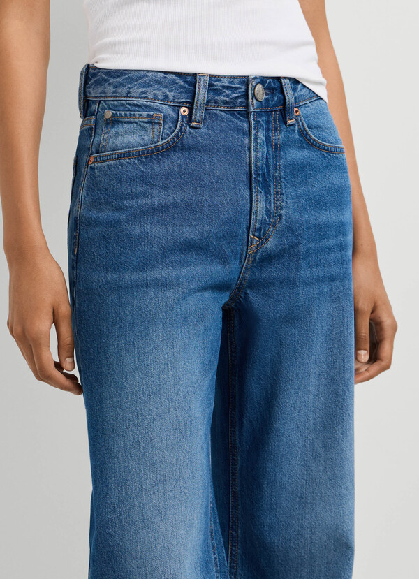 HIGH-RISE STRAIGHT FIT JEANS - LEXA