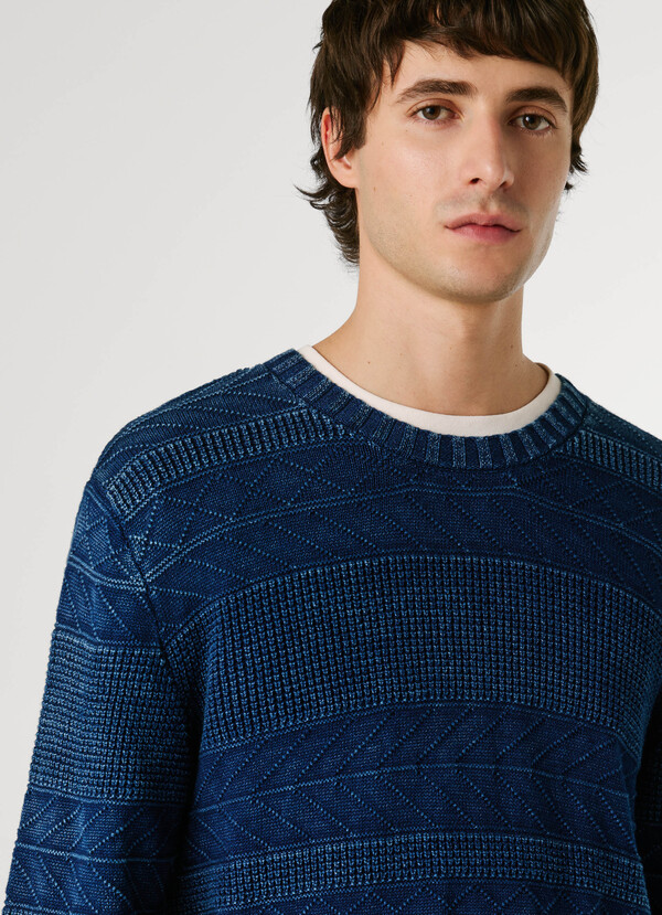 CREW NECK KNIT JUMPER