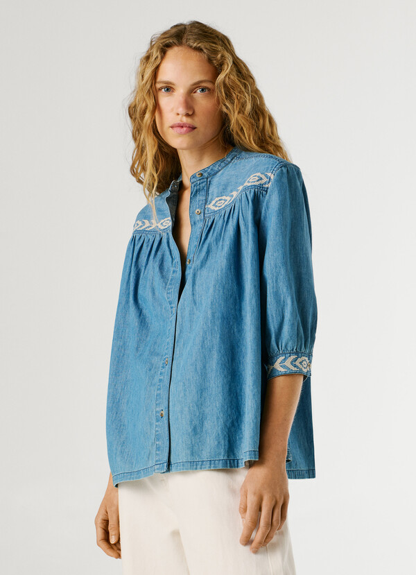 REGULAR FIT DENIM BLOUSE