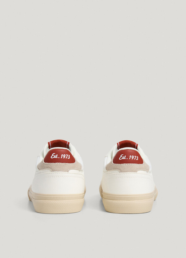 CLASSIC TRAINERS WITH SUEDE DETAILS