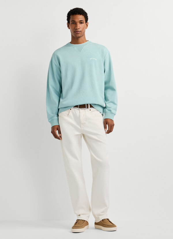CREW NECK CASUAL FIT SWEATSHIRT