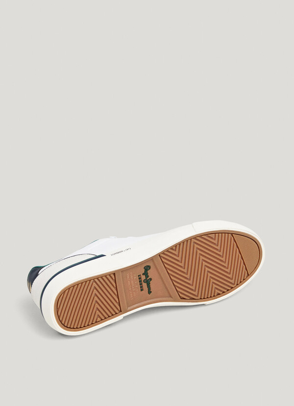 KENTON - CLASSIC TRAINERS WITH SUEDE DETAILS 