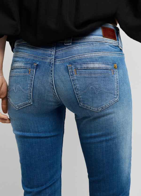GEN - MID-RISE SLIM FIT JEANS