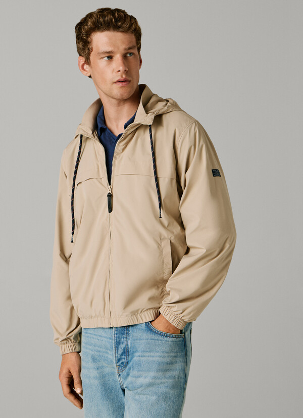 HOODED WINDBREAKER JACKET