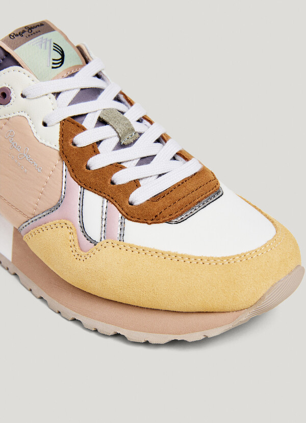 RETRO RUNNING TRAINERS - BRIT