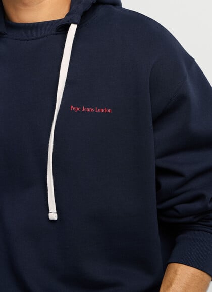 CASUAL FIT HOODIE