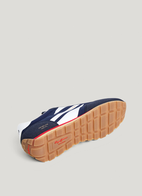RETRO RUNNING TRAINERS