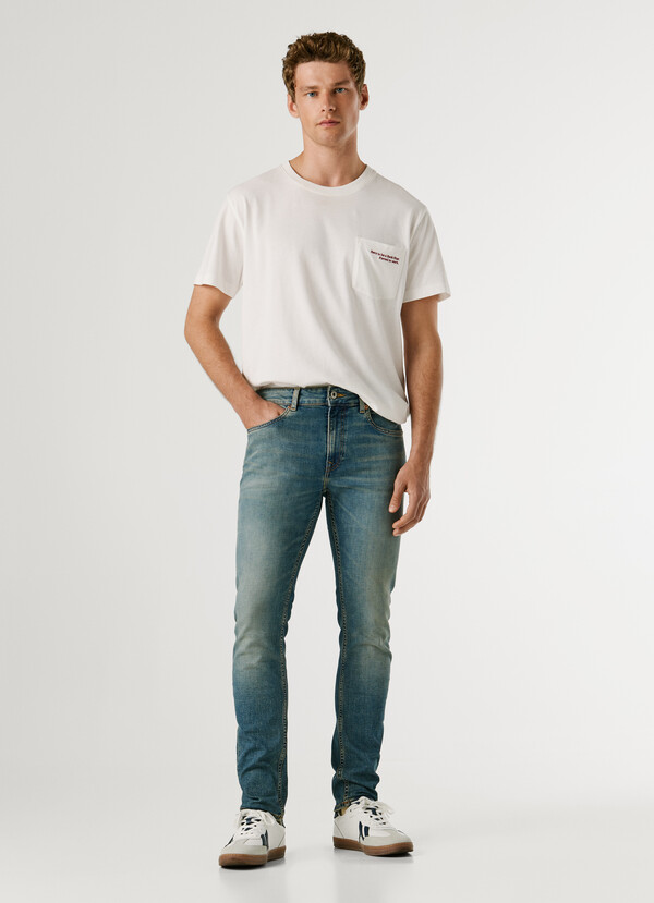 STANLEY- TAPER FIT MID-RISE JEANS