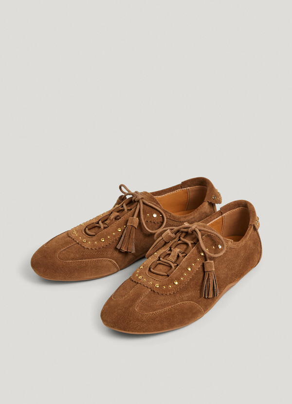 SUEDE SHOES WITH STUDS
