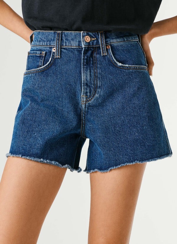REGULAR FIT DENIM SHORTS