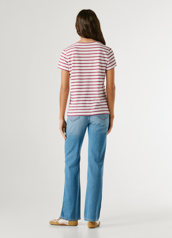 V-NECK STRIPED T-SHIRT