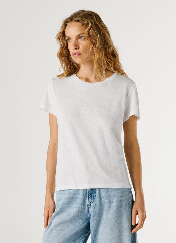 EMBROIDERED LOGO T-SHIRT