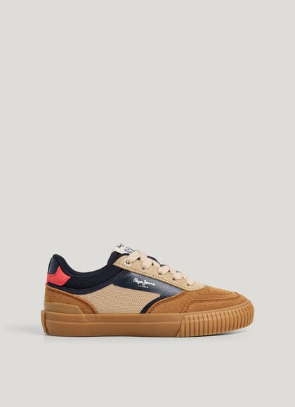 CLASSIC LACE-UP TRAINERS