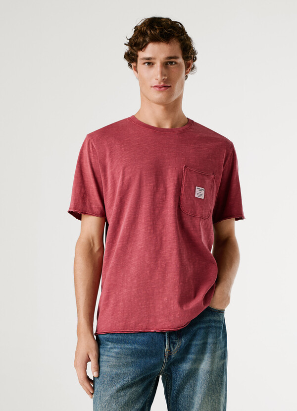 REGULAR FIT FRONT POCKET T-SHIRT