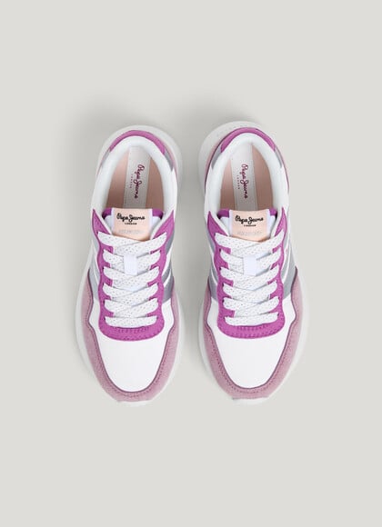 COMBINED TRAINERS WITH METALLIC DETAILS