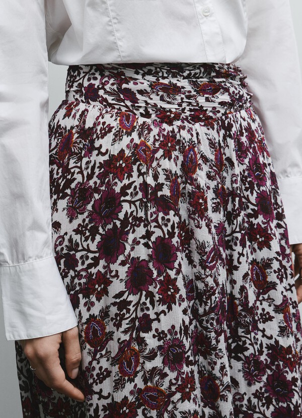 FLORAL PRINT MAXI SKIRT