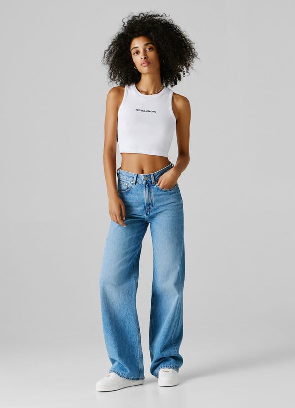CROPPED SLEEVELESS TOP