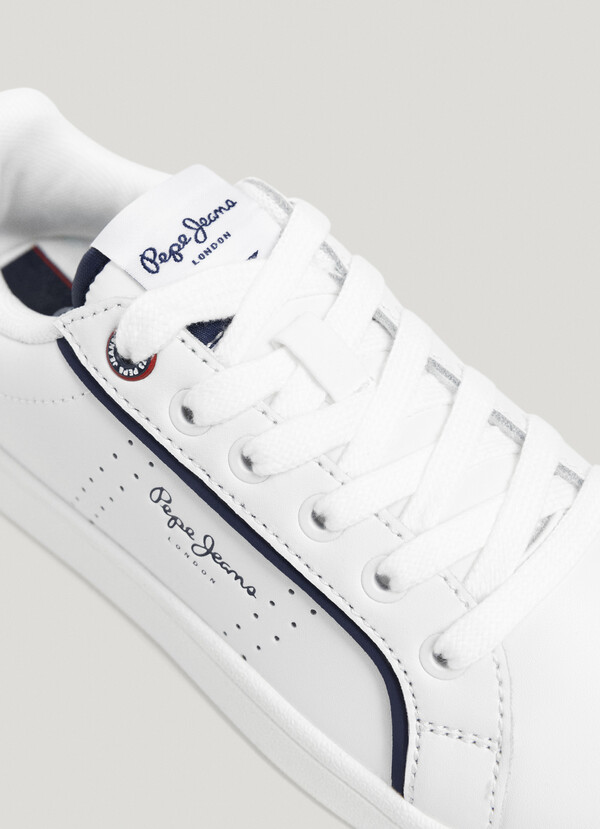 CLASSIC MICRO-PERFORATED TRAINERS