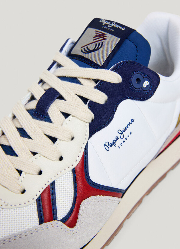 RETRO RUNNING TRAINERS - BRIT