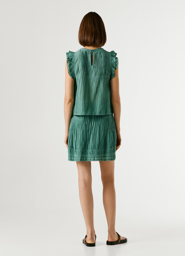 PLEATED DETAILS BLOUSE