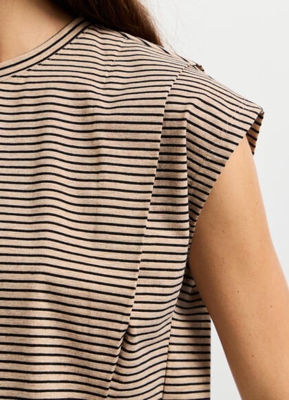 STRIPED T-SHIRT