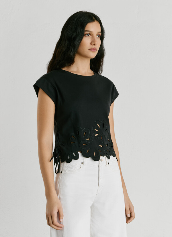 T-SHIRT WITH OPENWORK FLOWERS
