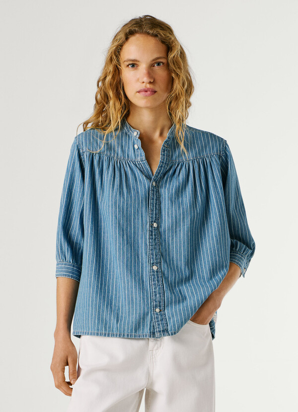 REGULAR FIT DENIM BLOUSE
