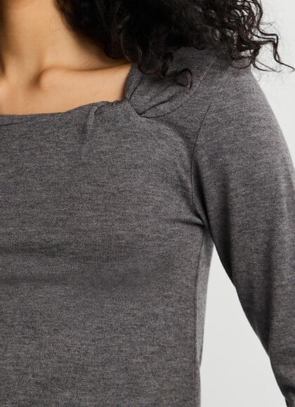 LONG SLEEVE T-SHIRT WITH KNOT DETAIL