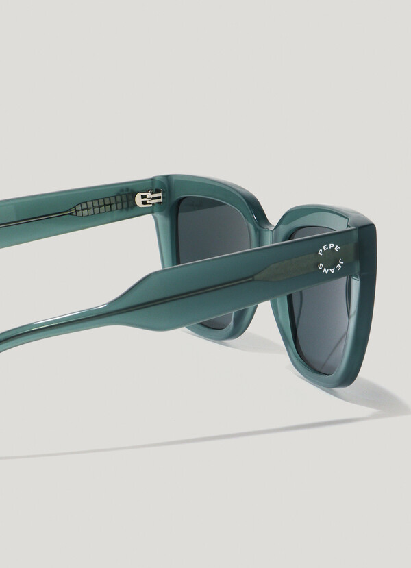 SQUARE SUNGLASSES