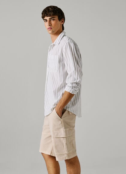 REGULAR FIT CARGO SHORTS