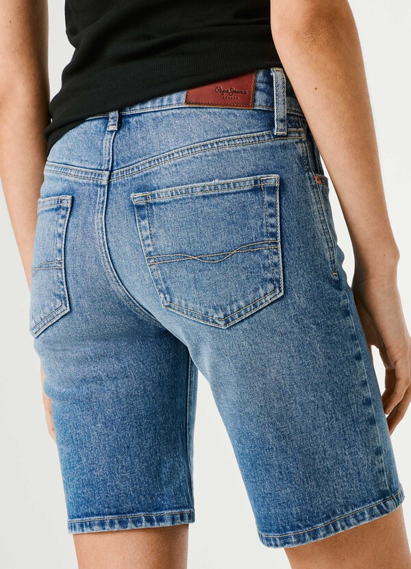 SLIM FIT DENIM SHORTS