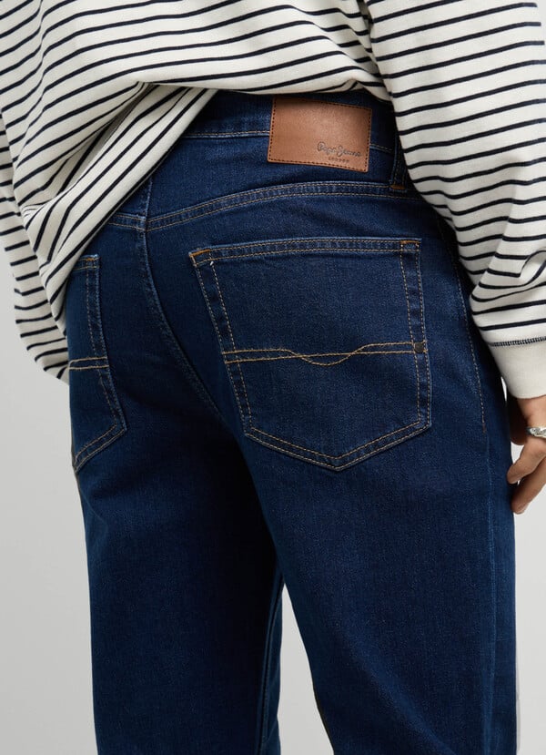 HATCH - SLIM FIT MID-RISE JEANS