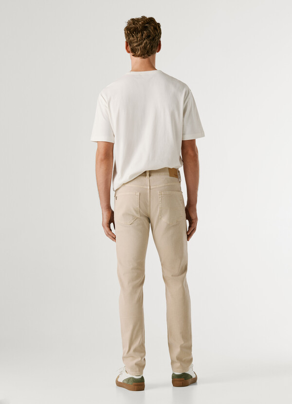 STANLEY- TAPER FIT MID-RISE JEANS